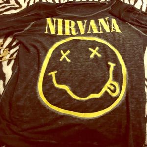 Nirvana tee